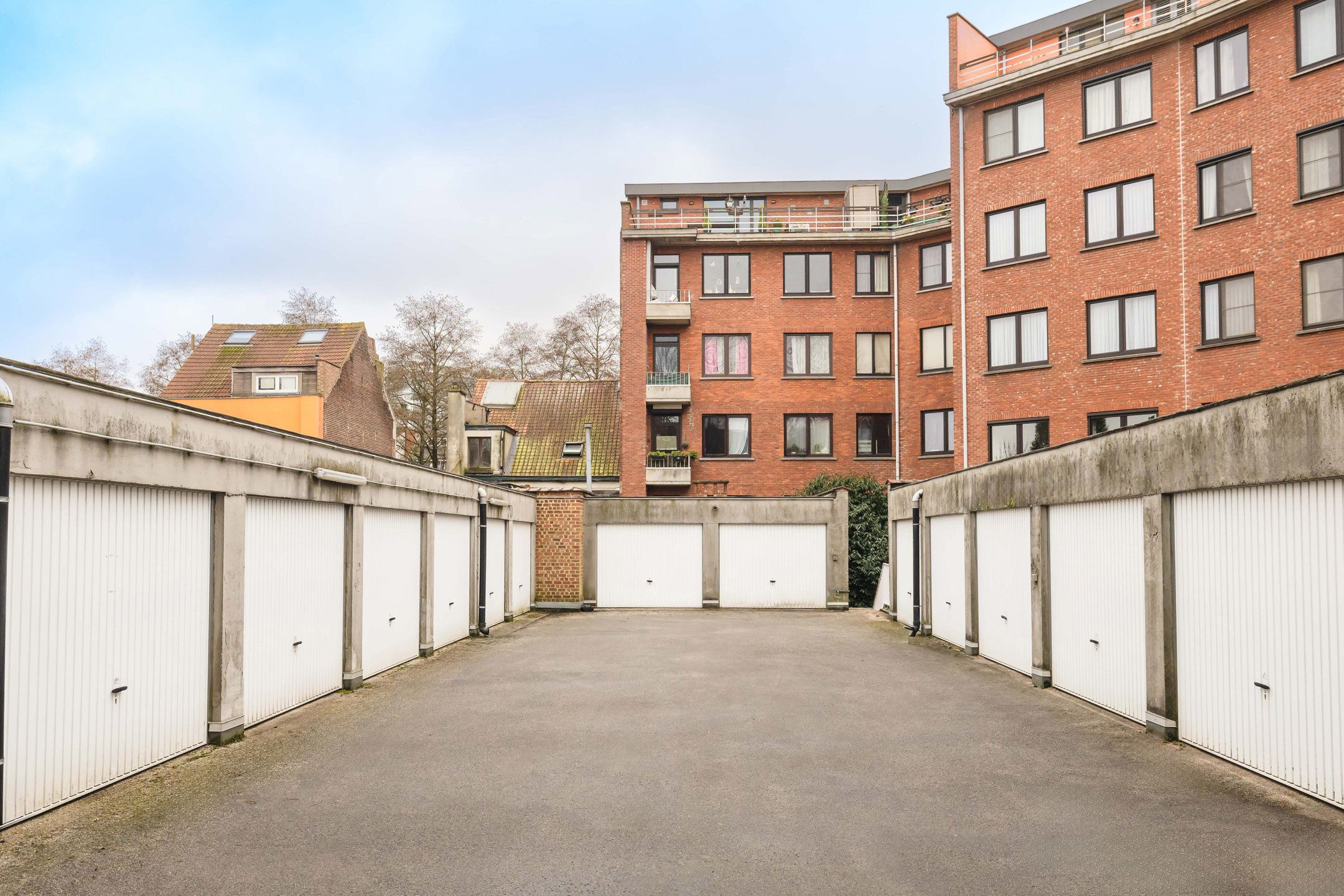 2 slaapkamerappartement + verplichte garage foto 14