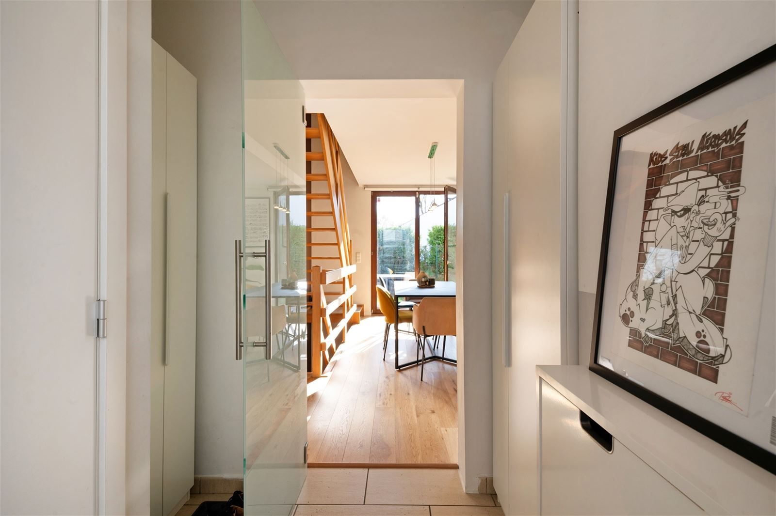 Gezinswoning met tuin en parkeergelegenheid! foto 16