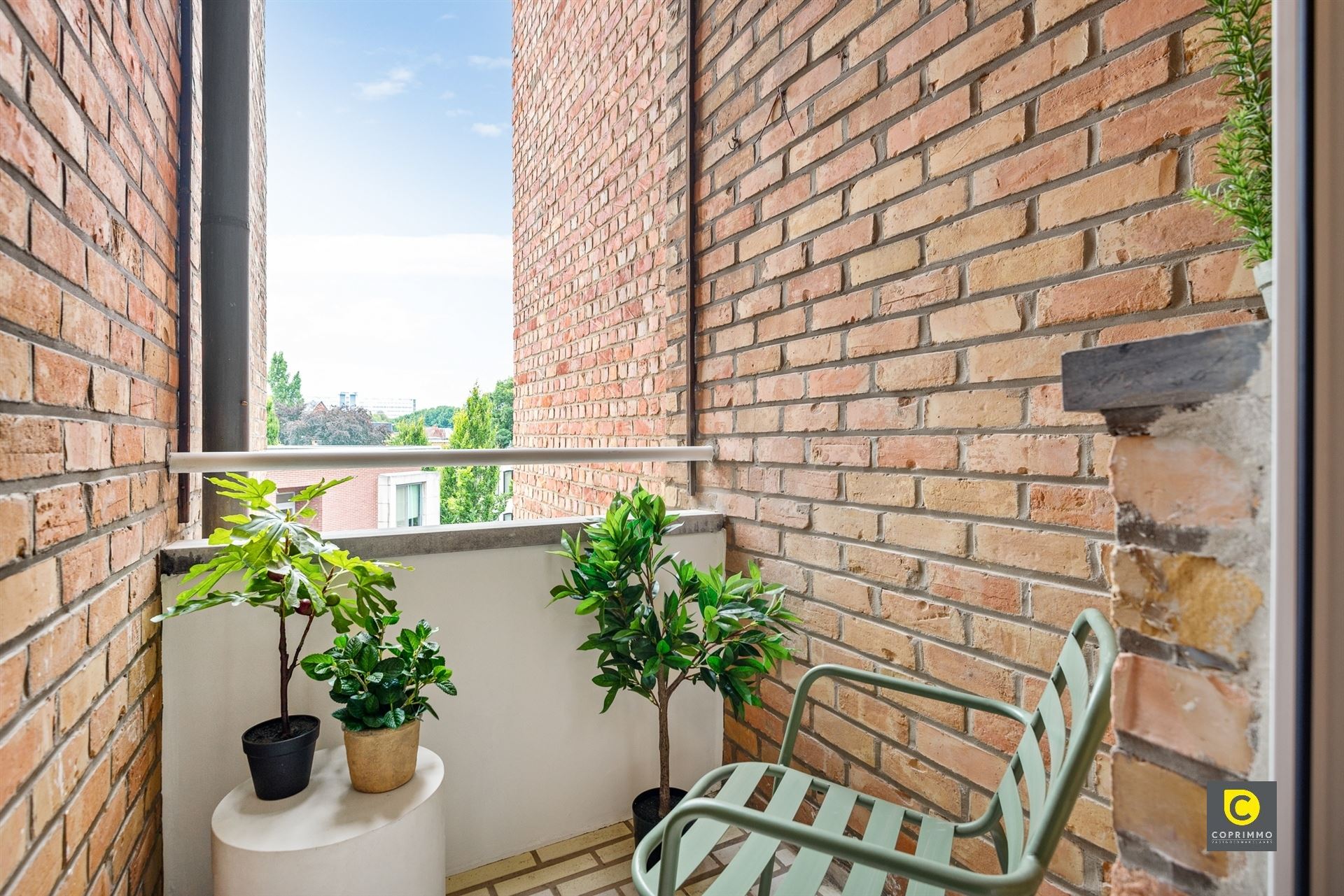 Gerenoveerde parel met 3 slaapkamers op toplocatie! foto 9