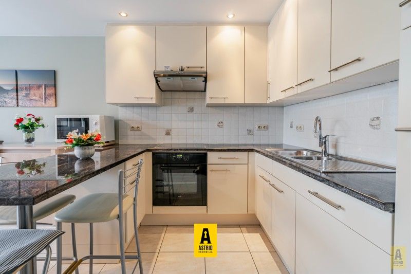 Instapklaar appartement in doodlopende straat nabij zee! foto 12