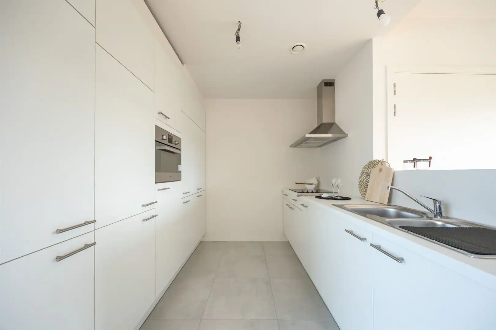 Instapklare en lichtrijke assistentieflat met kelderberging foto 2