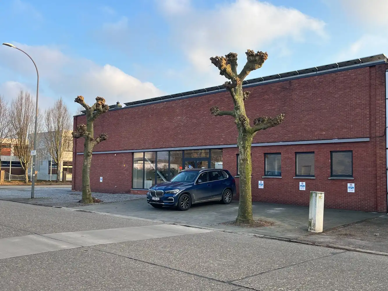 Bedrijfsgebouw +/- 775m² foto 9