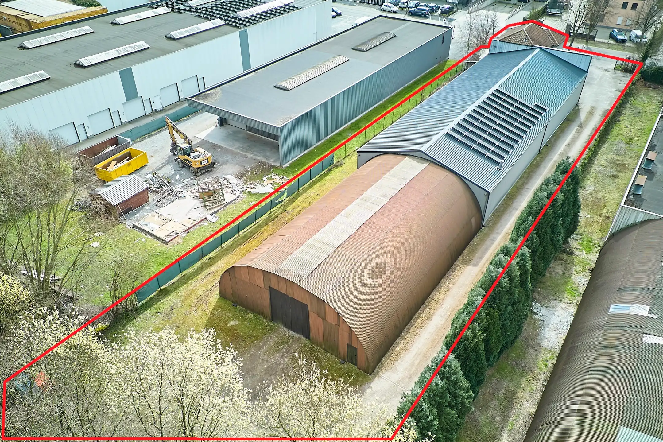 BEDRIJFSGEBOUW MET APPARTEMENT TE HUUR ZONHOVEN foto 4