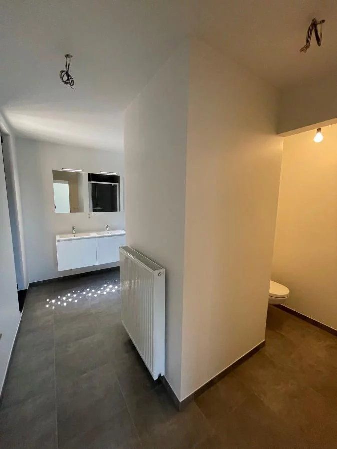 Start hier je nieuwe jaar in deze gezellige woning! foto 10