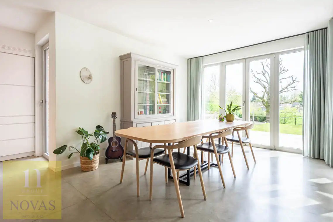 Prachtige woning, zonnepanelen, warmtepomp, thuisbatterij, 4 slaapkamers, bouwjaar 2015 foto 5