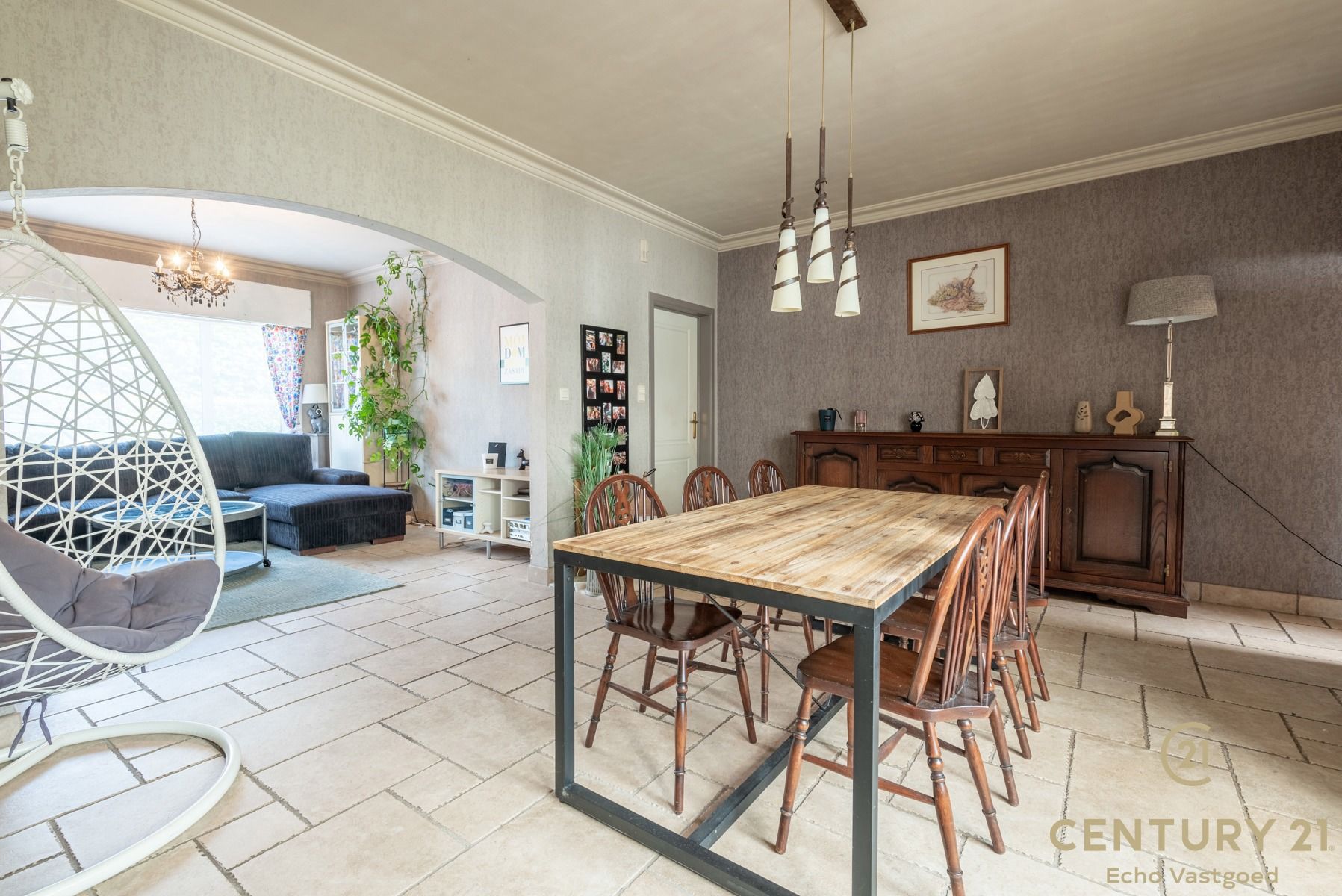 Charmante deels gerenoveerde woning met gezellige tuin foto 8