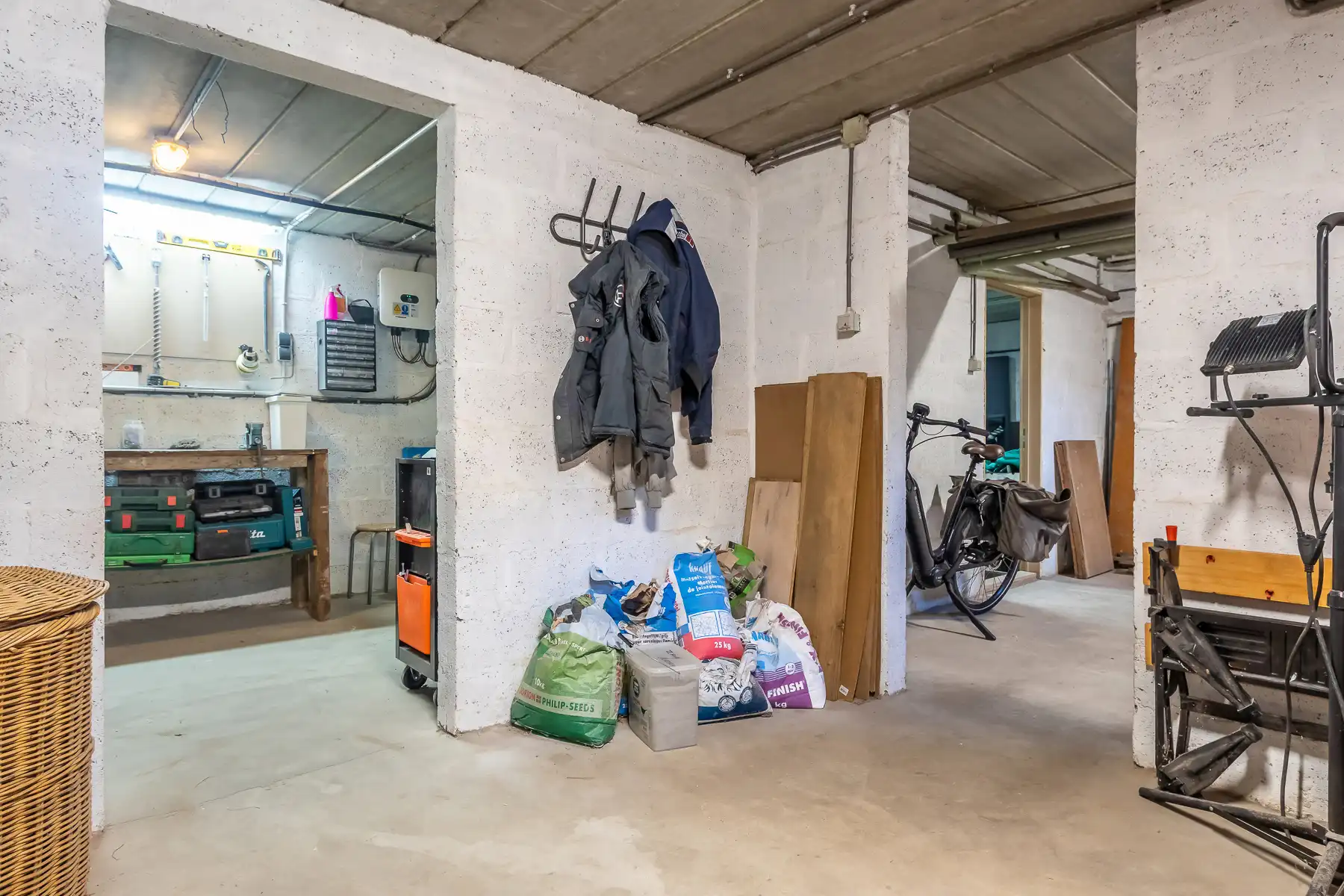 Instapklare woning met 4 slaapkamers op zuid-gericht perceel foto 27