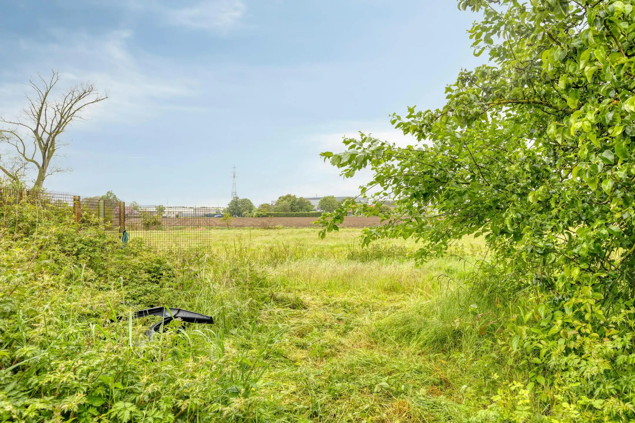 Te renoveren woning met grote tuin en bijgebouw te Heule foto 4