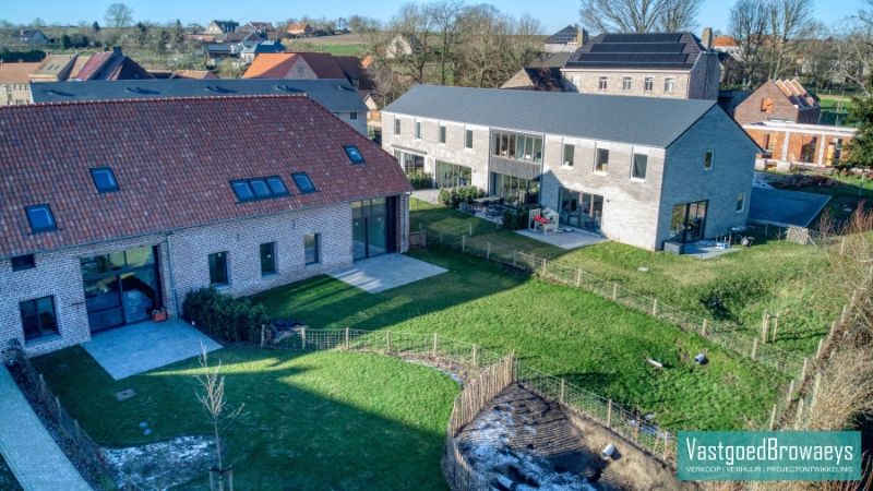 Karaktervolle zorgwoning met alle comfort gelegen in woonerf Ter Roosebeke foto 5