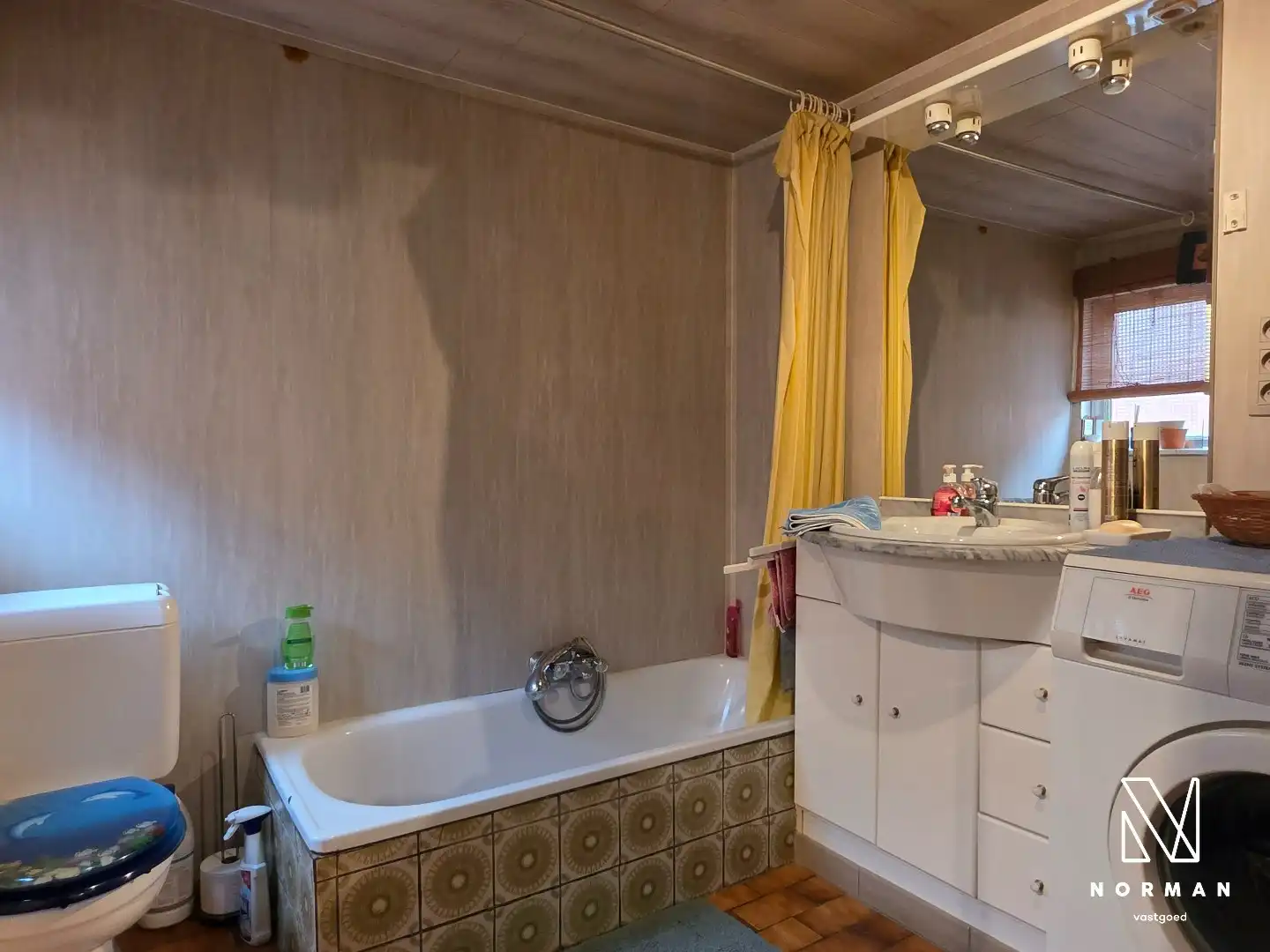 Centraal gelegen woning met grote garage/atelier met uitweg te Kuurne foto 7