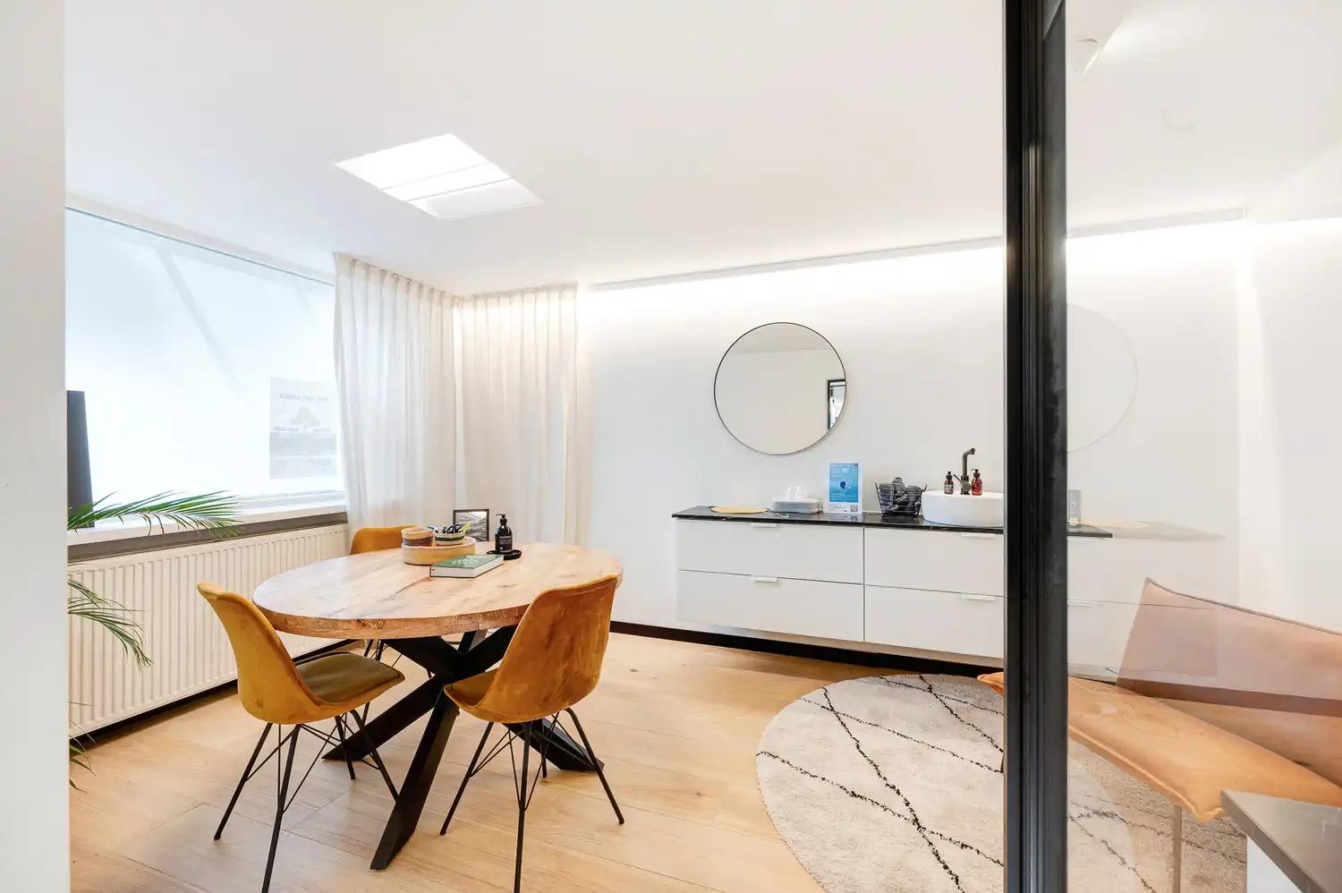 Handelsruimte op toplocatie in Heist - 185 m2 foto 12