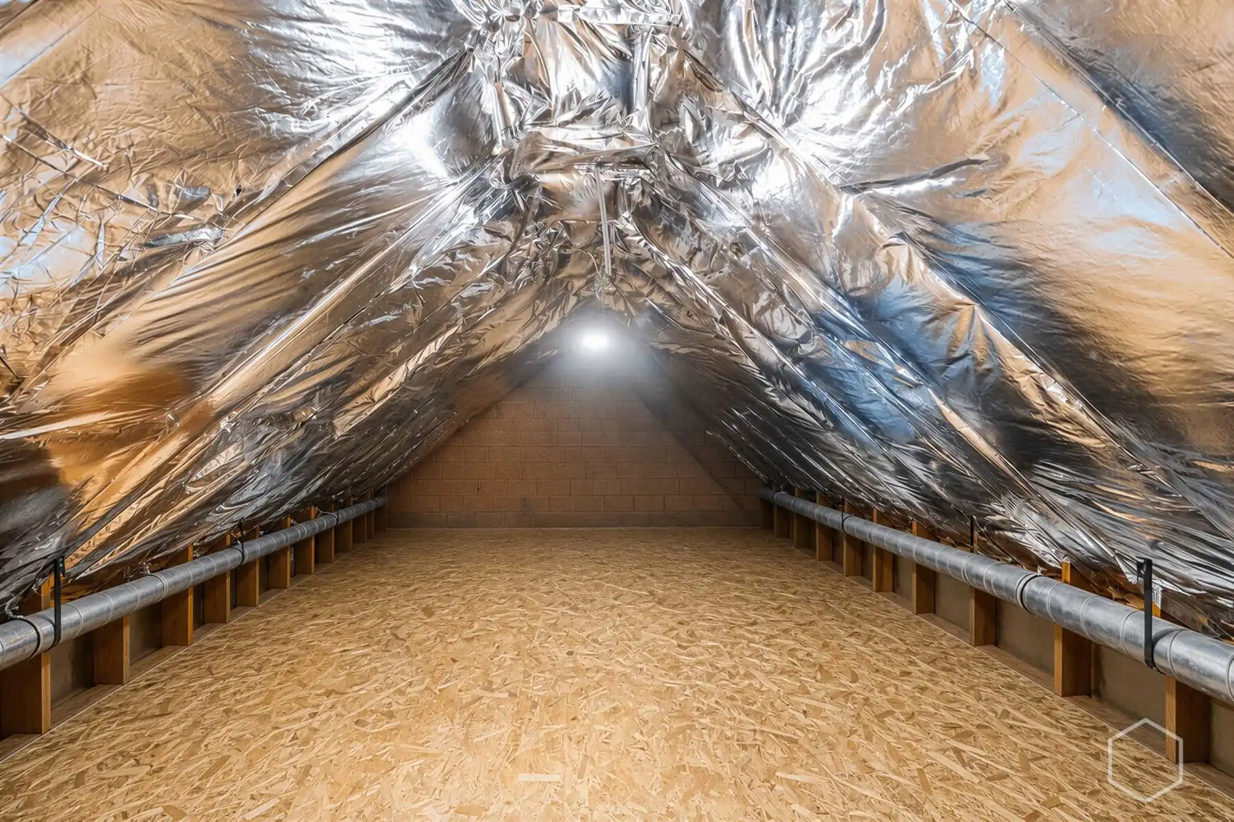 Recente HOB 2021 met 3 slaapkamers, garage en zonnige tuin foto 22