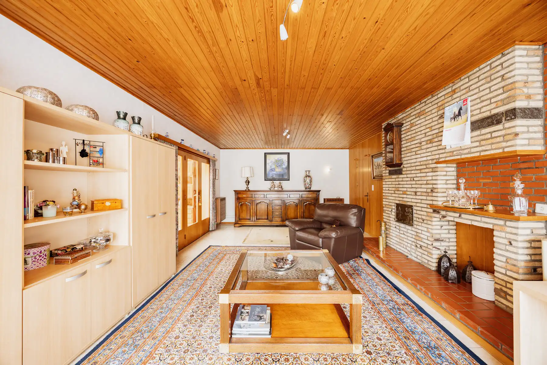 Open bebouwing met veelzijdig bijgebouw op een toplocatie foto 18