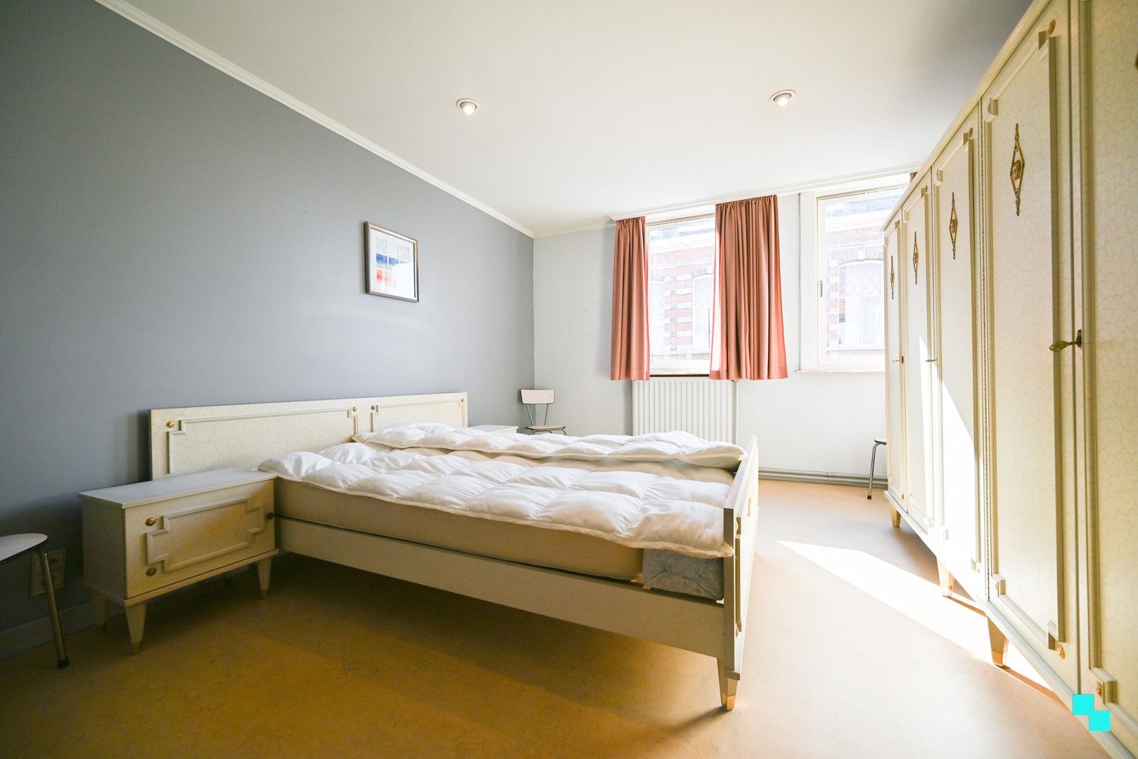 Neoclassicistisch getinte burgerwoning in hartje Izegem foto 23