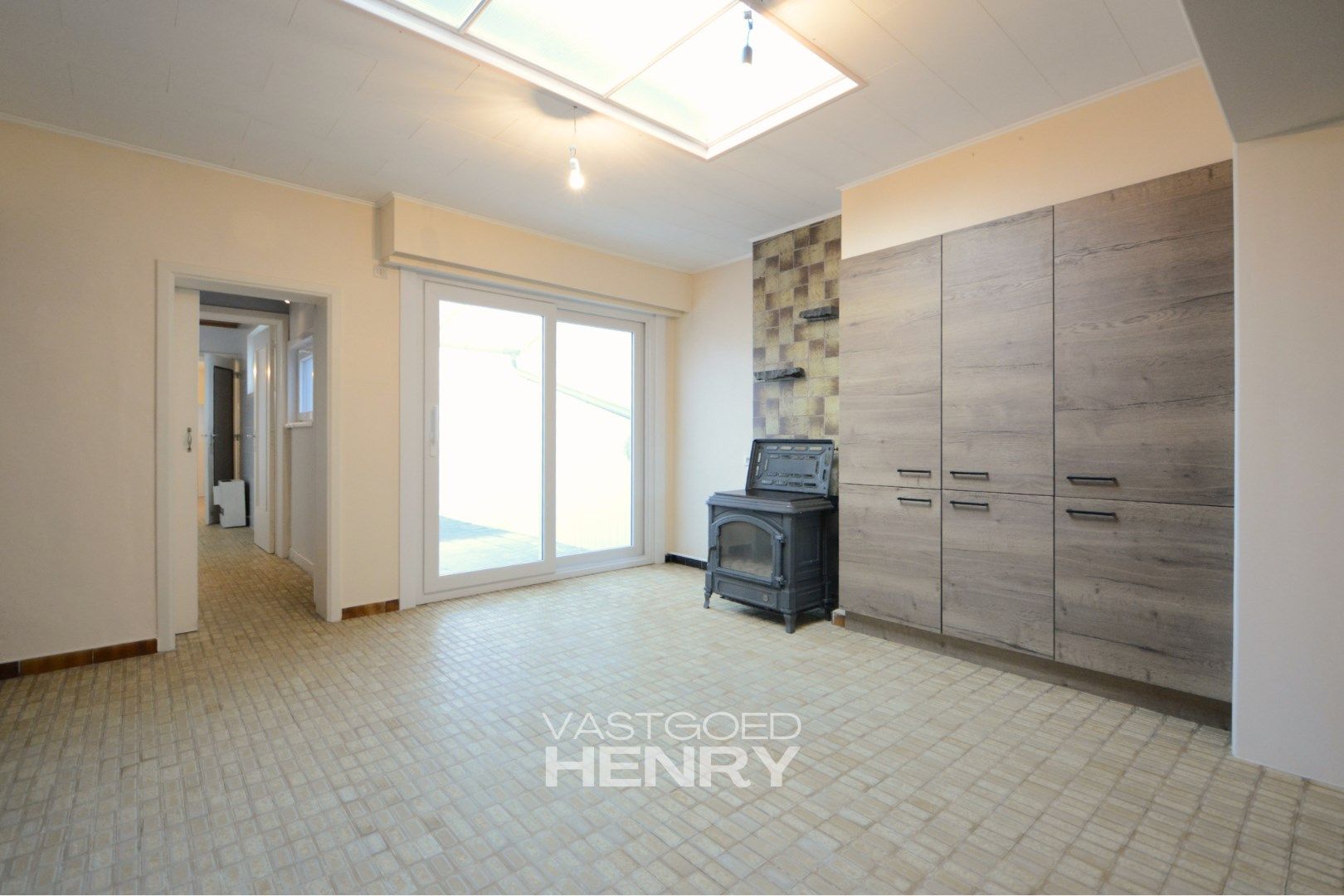 Te huur: Instapklare woning met ruime garage foto 9