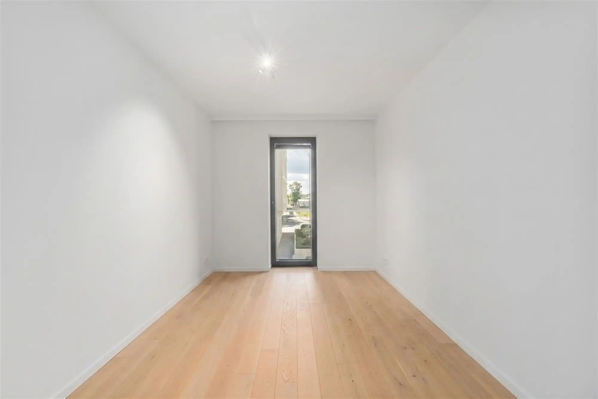 Luxueus (quasi nieuw) appartement vlakbij het strand!  foto 18