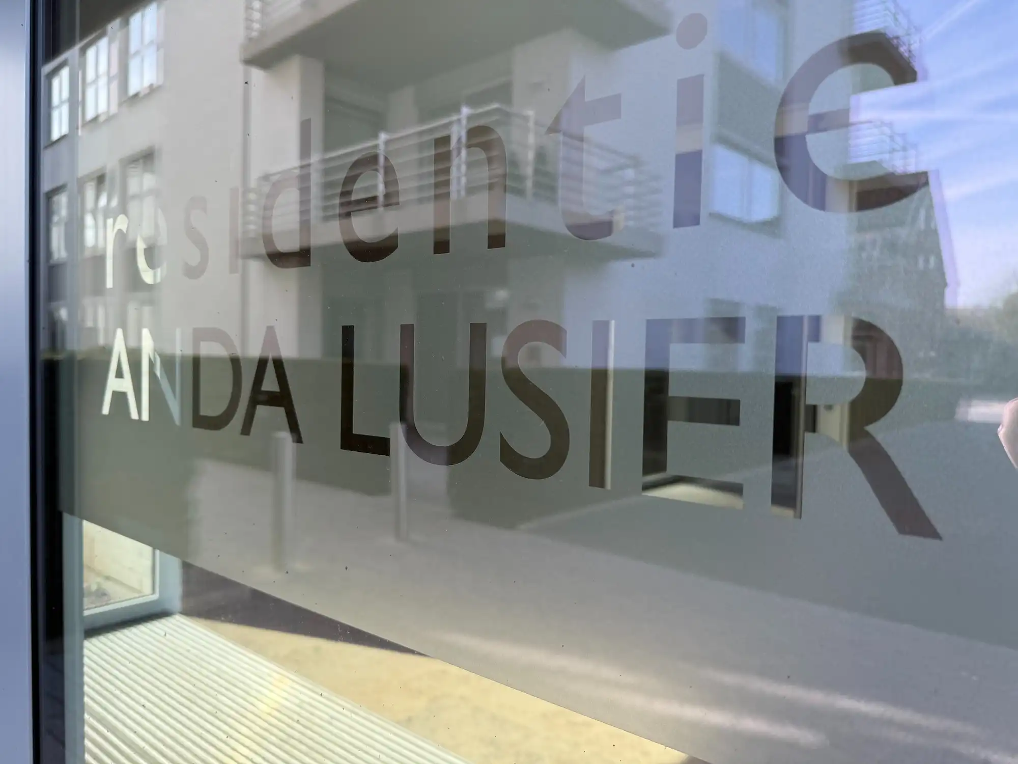 Volledig opgeschilderd ruim appartement op mooie ligging | Potegemstraat foto 19