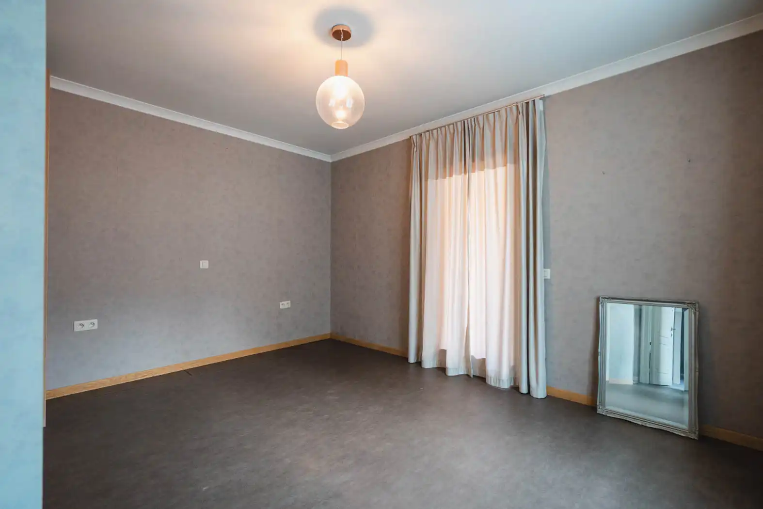 heel authentieke Brugse woning met kleine garage en 2 terrassen + vergunning voor gastenkamer foto 27