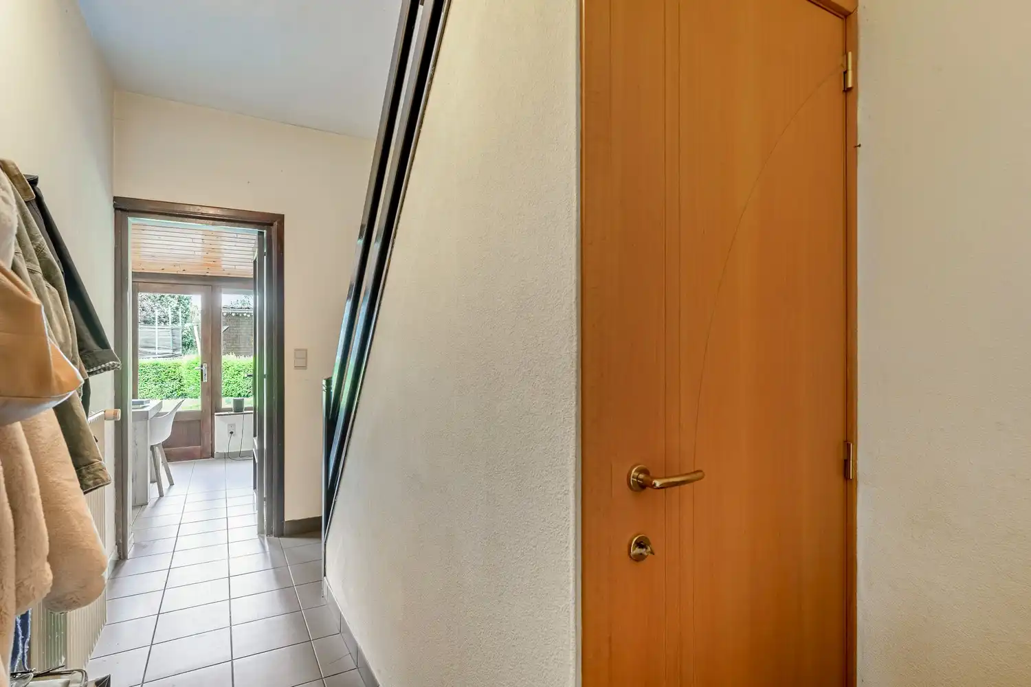 Ruime en lichtrijke woning met 4 slaapkamers, 2 garages, een kelder en een tuin te Oud-Heverlee! foto 6
