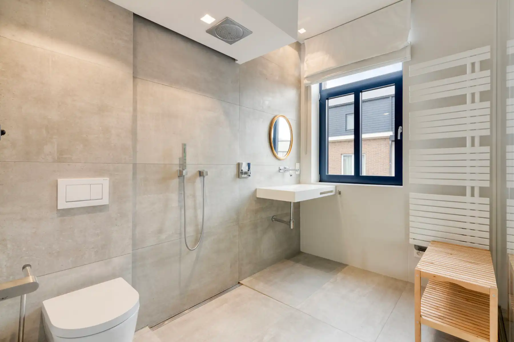 Charmante halfopen bebouwing vlakbij station Wetteren foto 7