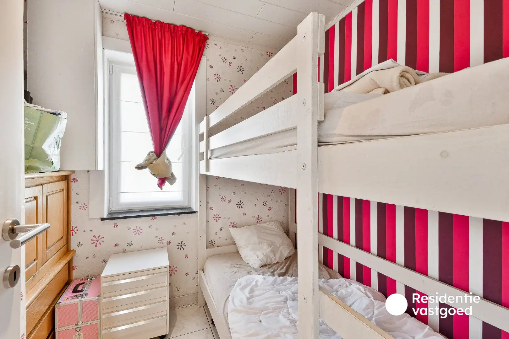 Vakantiewoning met twee slaapkamers en parking foto 10
