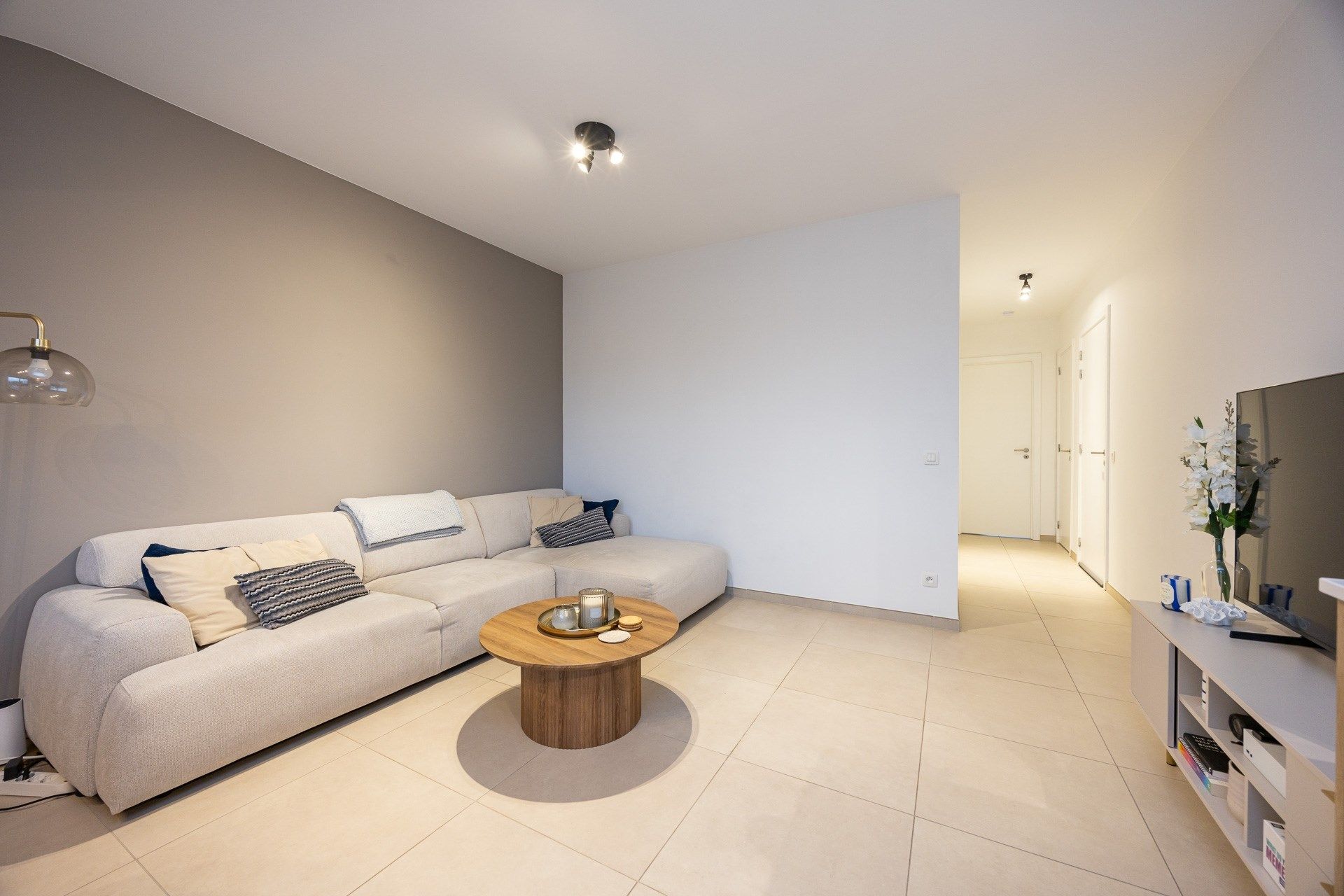 BEN-appartement (2022) met 2 slpks, terras en staanplaats foto 11