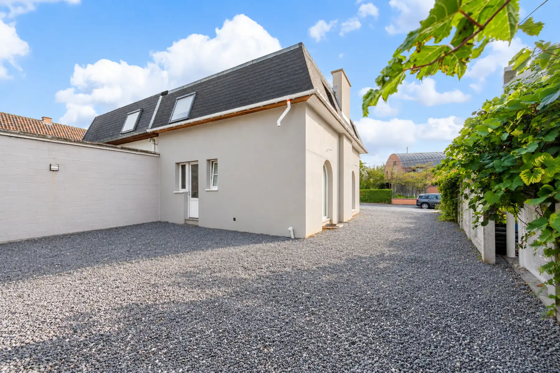 recent gerenoveerde woning met 3 slaapkamers en garage  foto 10