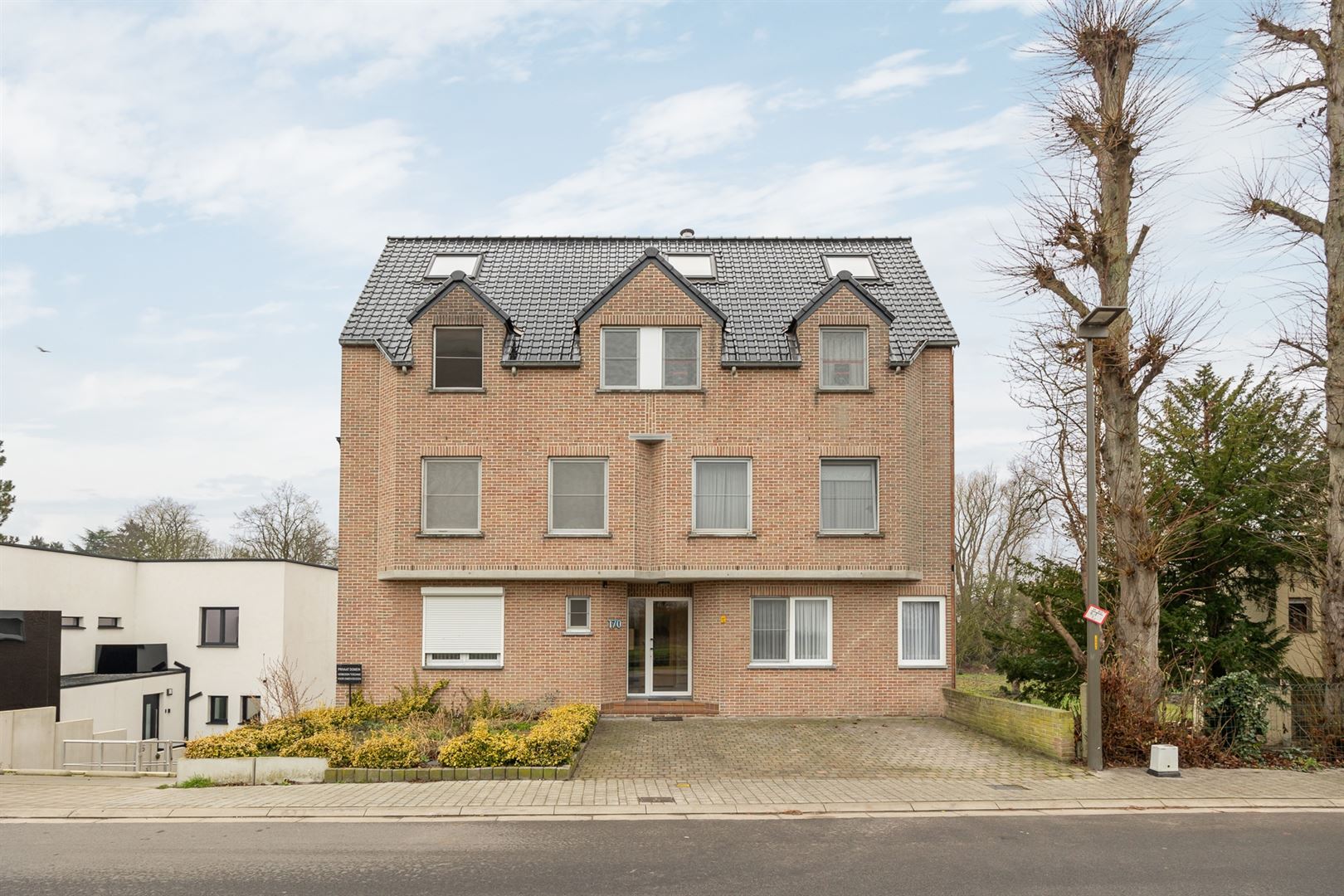 Mooi appartement met autostaanplaats foto 14