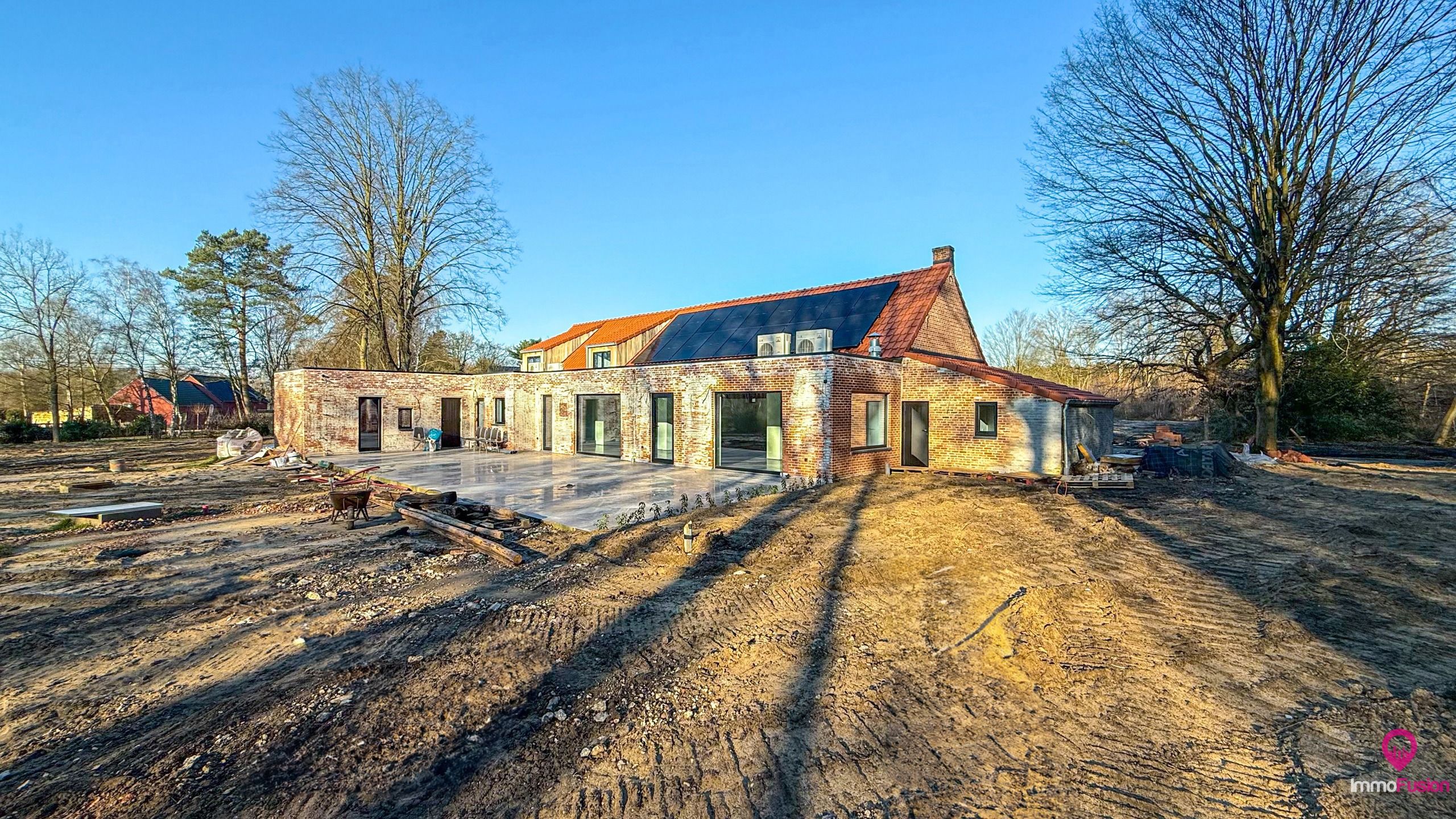 Multifunctioneel horecapand op een perceel van 1.9 hectare! foto 52