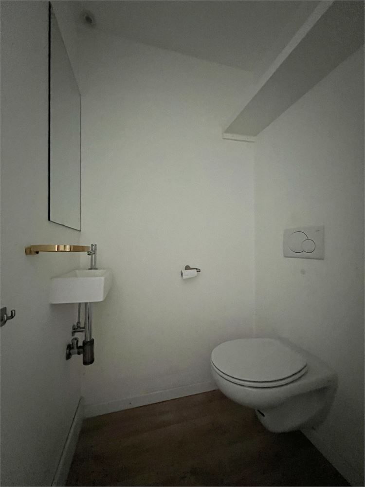 Handelspand met opp. van 170m² op toplocatie! foto 10