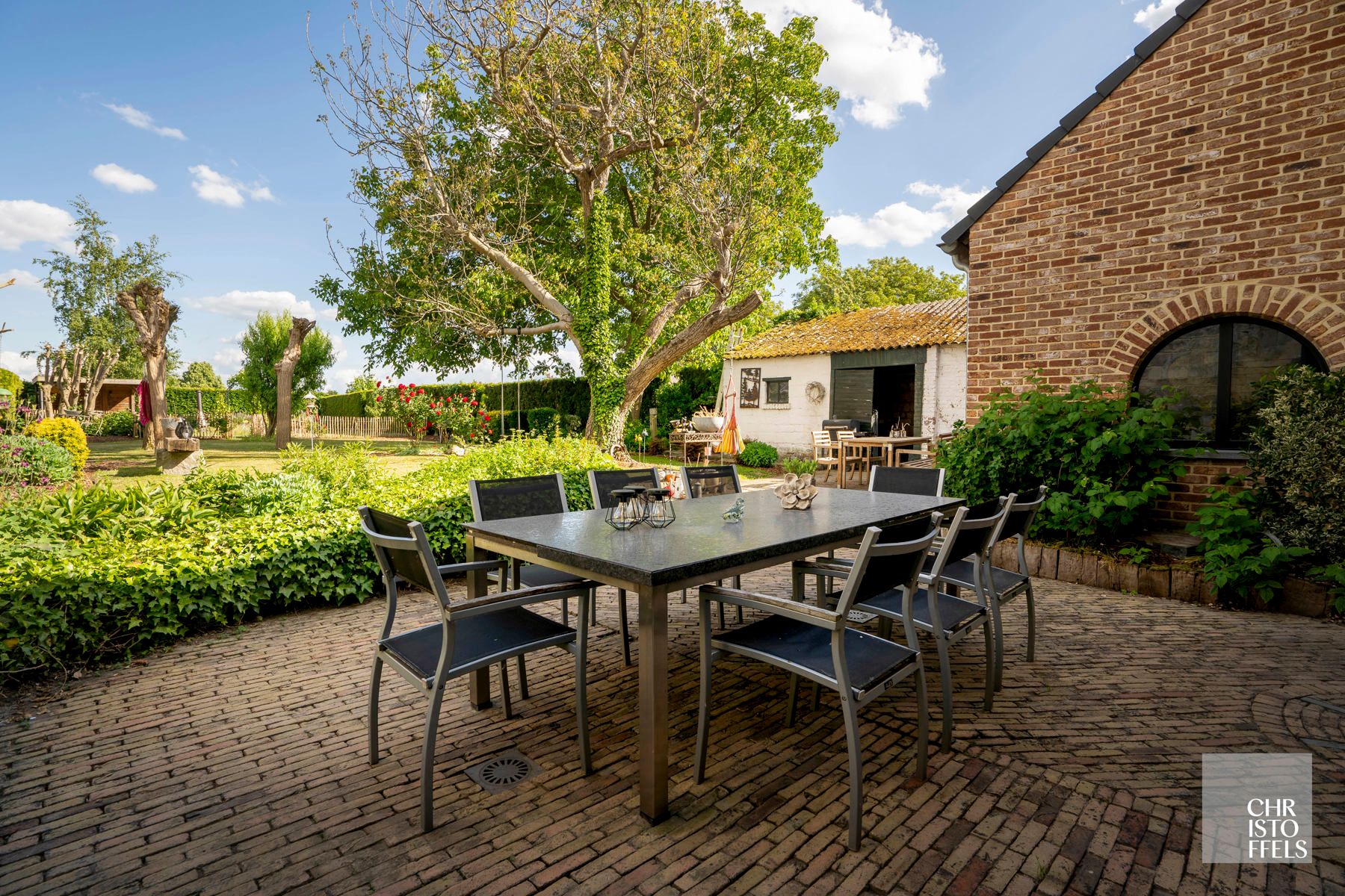 Charmante woning (236m²) in een rustige woonbuurt! foto 9