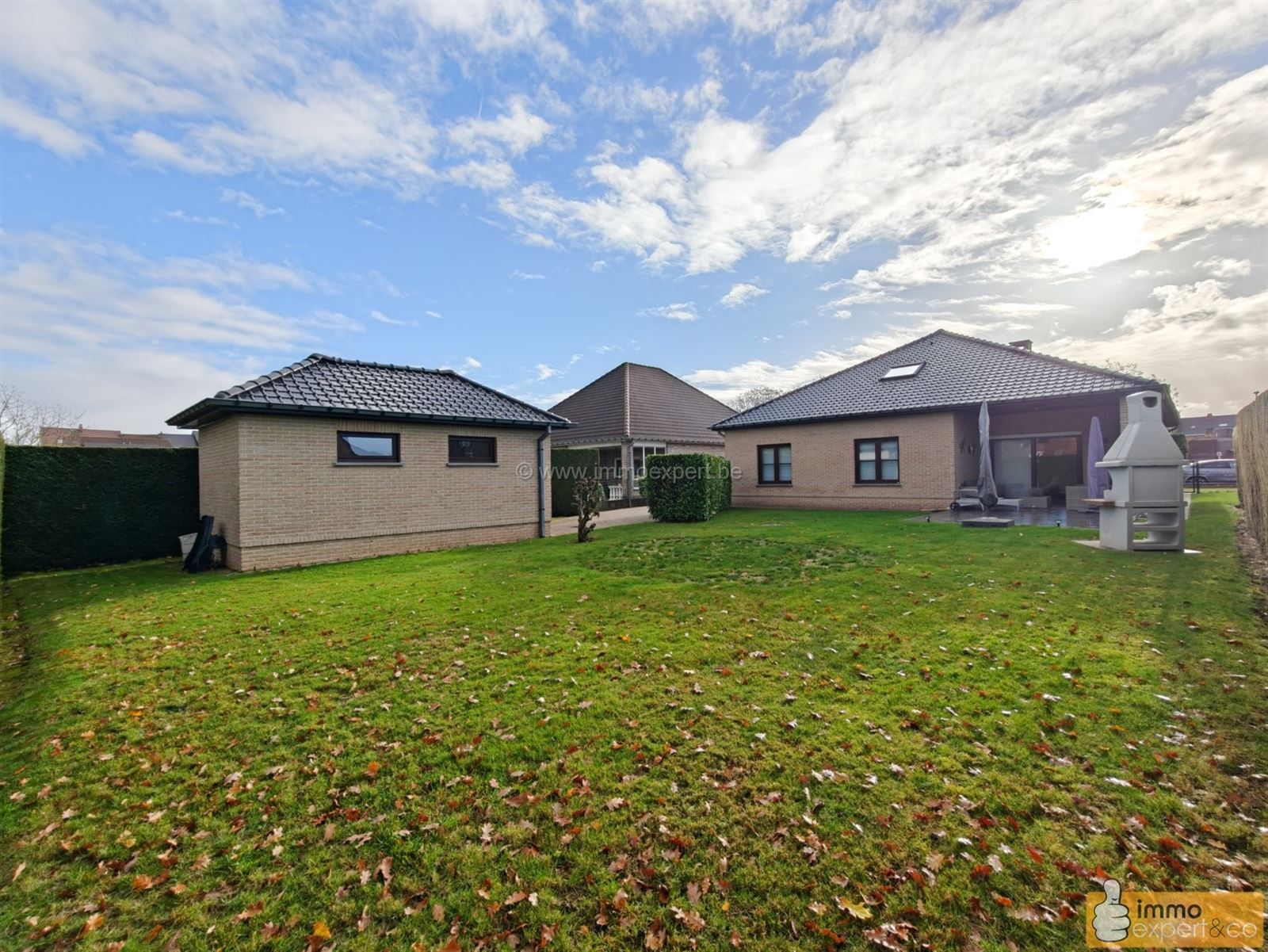 Sint-Pieters-Leeuw: Bungalow met 3 slaapkamers en inrichtbare zolder. foto 9