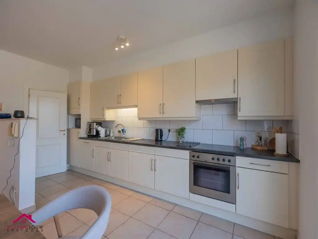 Meergezinswoning in gesloten bebouwing foto 55