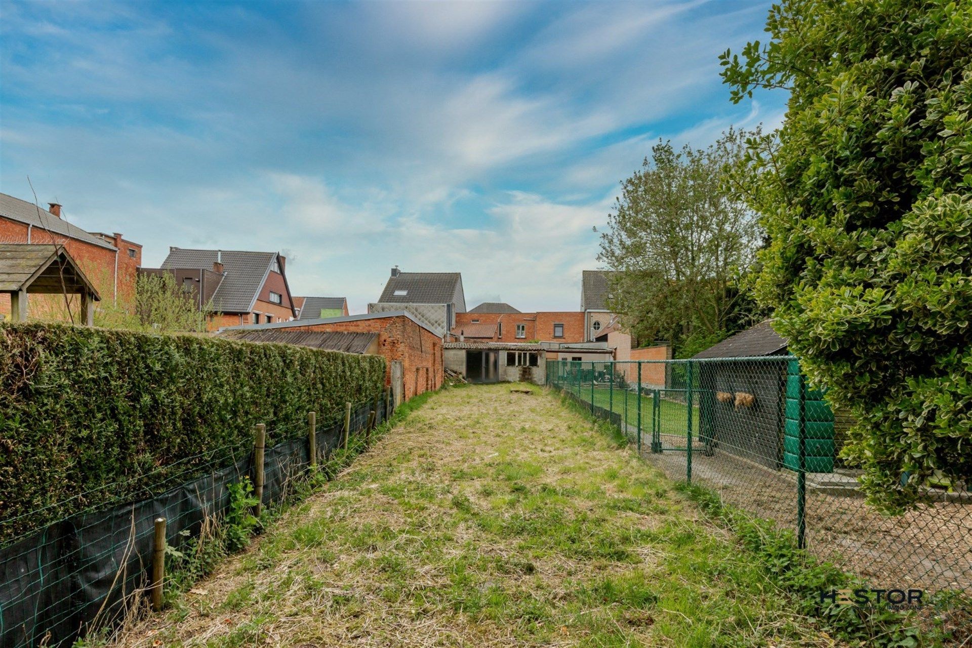 Woning in centrum Stekene met potentieel foto 2