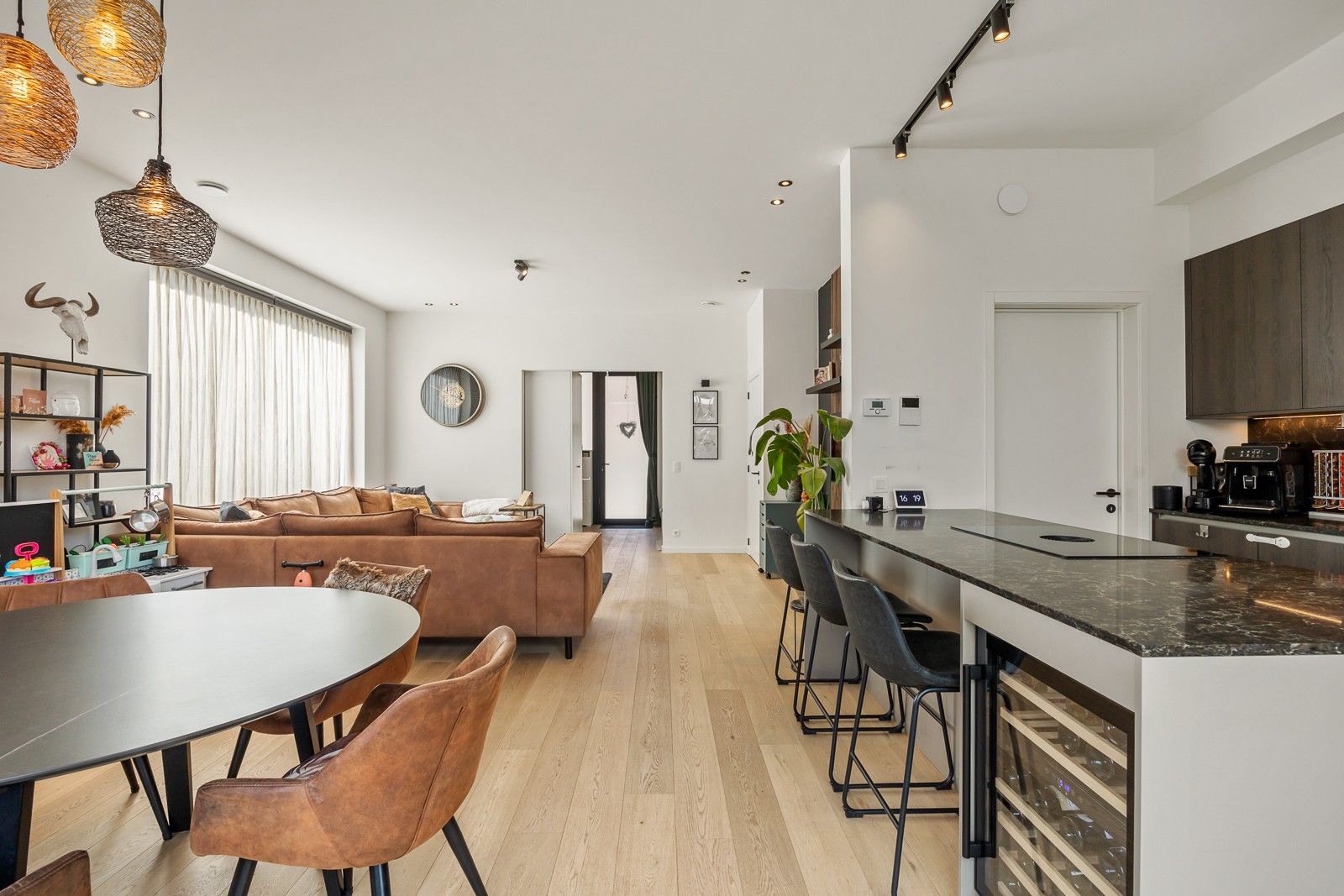 Half open nieuwbouwwoning met tot 6 slaapkamers in centrum Brasschaat - verkoop onder registratierecht (GEEN BTW!) foto 2