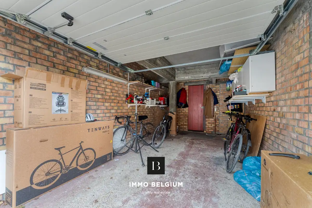 Ruim appartement met garage nabij het centrum foto 11