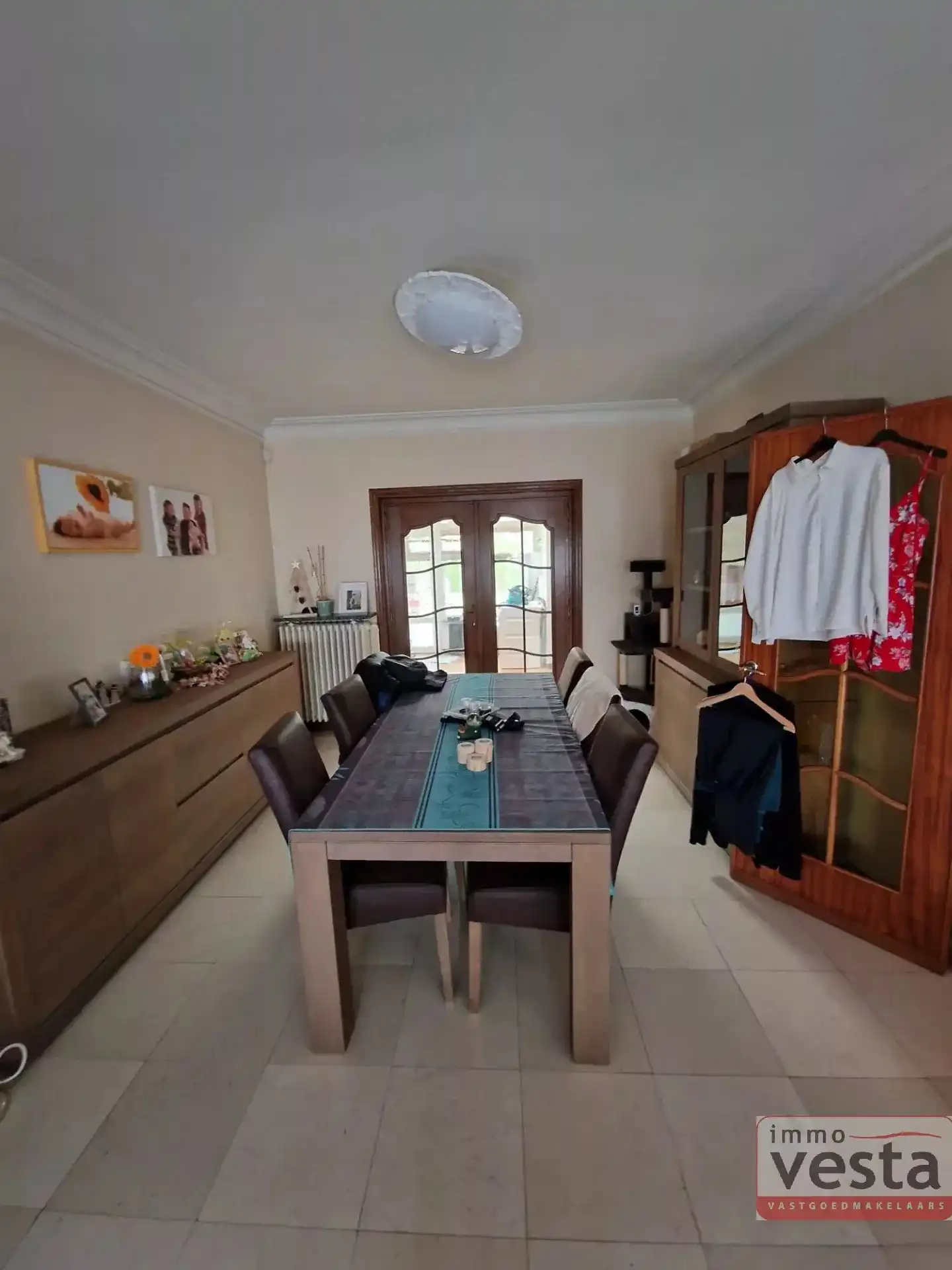 Woning met 2 slaapkamers, garage en tuin foto 5