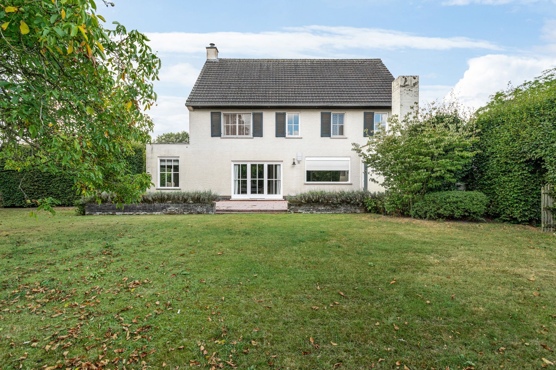Hoofdfoto van de publicatie: Top gelegen villa te koop op 1683 m2 grond