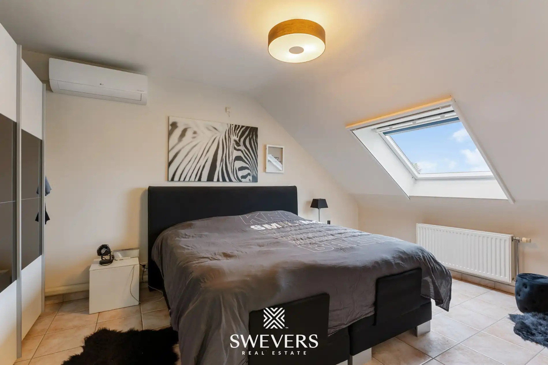 Opbrengsteigendom met handelspand, ruim appartement en uitbreidingspotentieel in hartje Heusden-Zolder foto 23