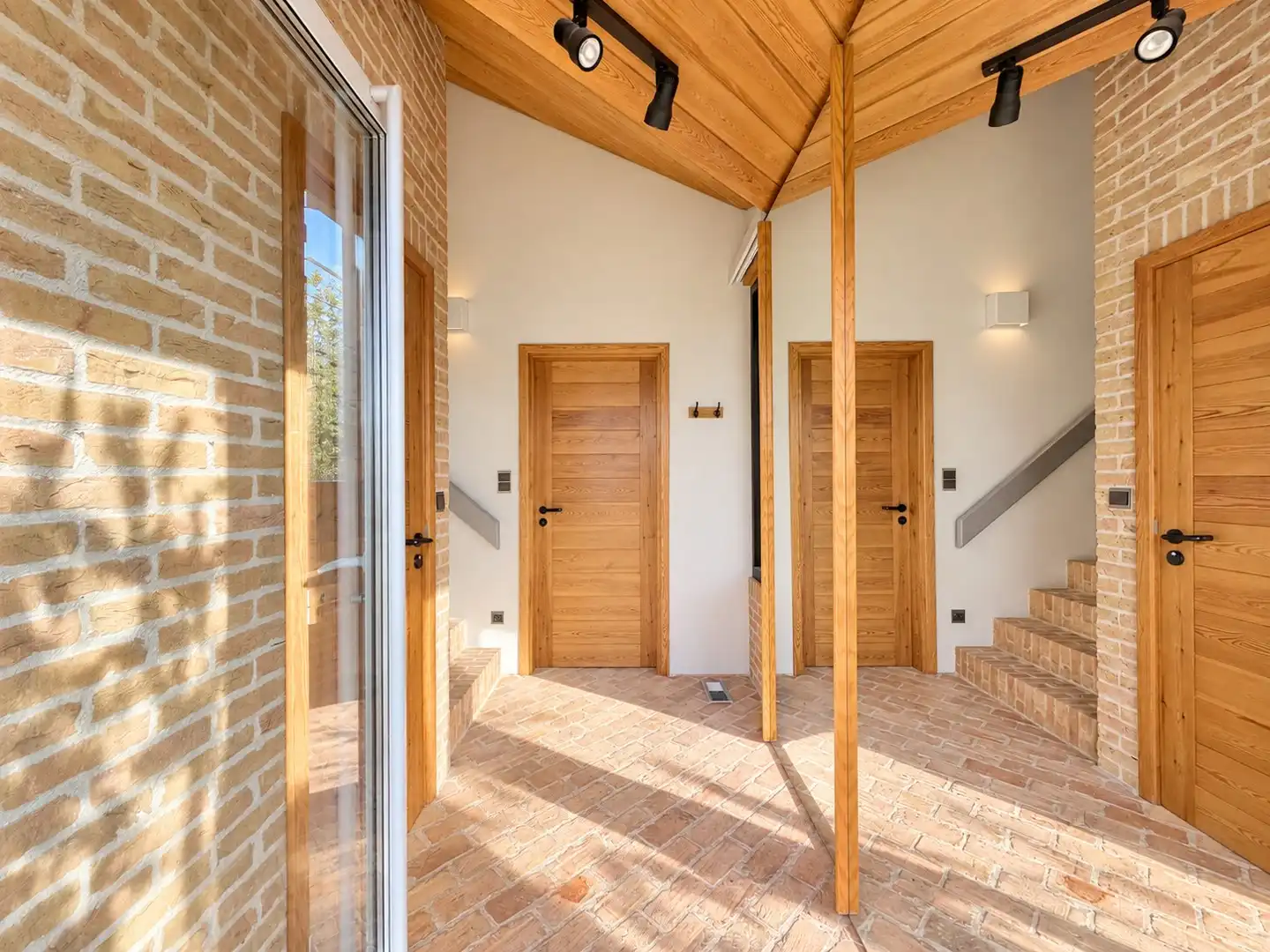 Ruime, lichtrijke en instapklare woning op een heerlijke locatie in Zomergem foto 6
