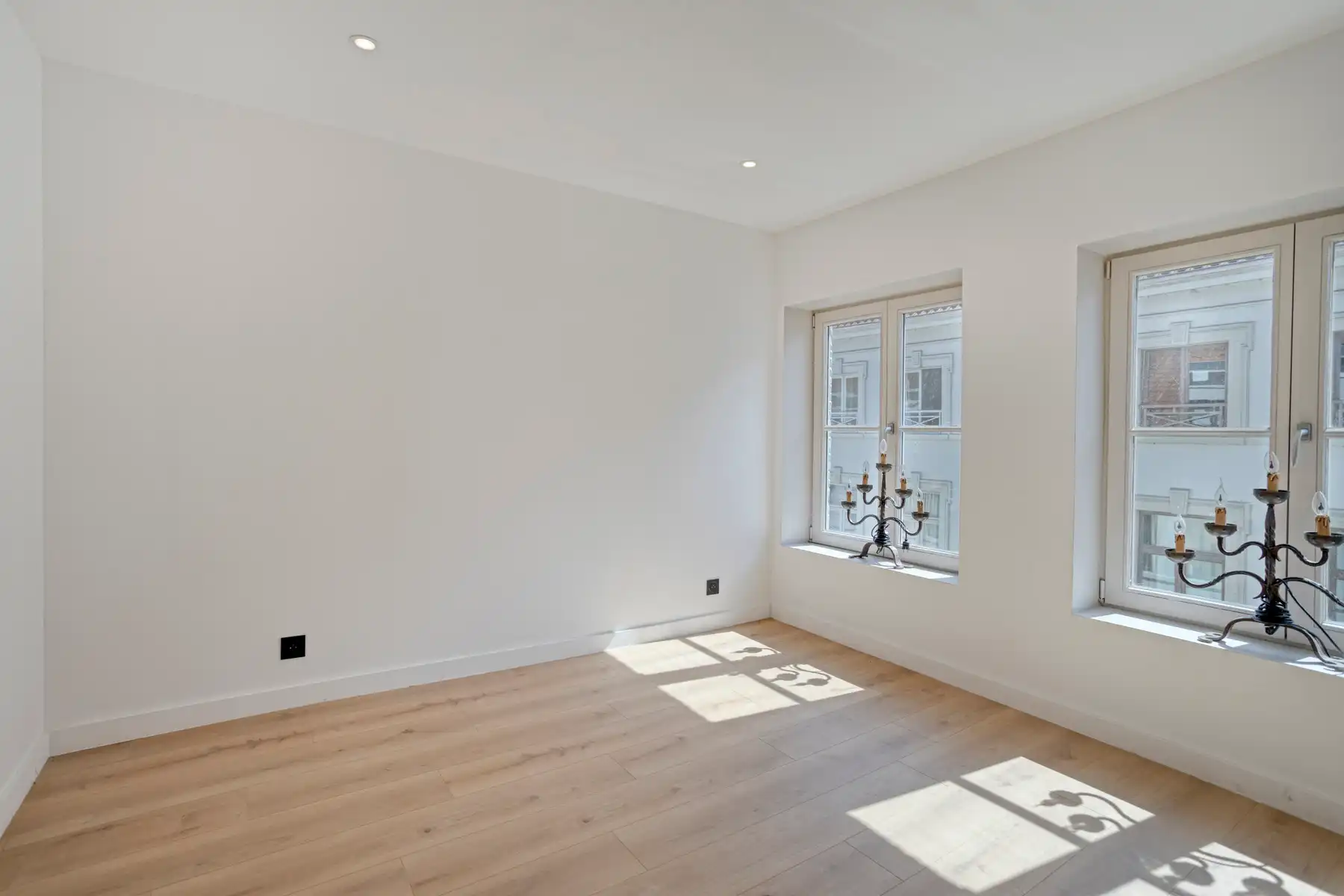 Prachtige burgerwoning naast de Sint-Annakerk foto 21