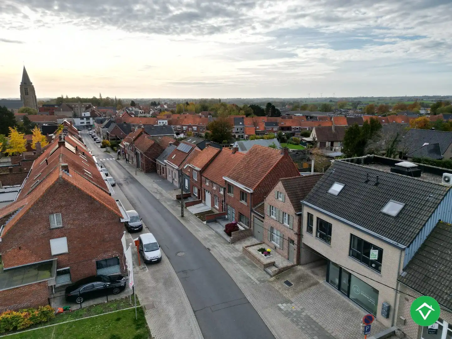 Duplexappartement met twee slaapkamers, zonneterras en parking te Moorslede  foto 2