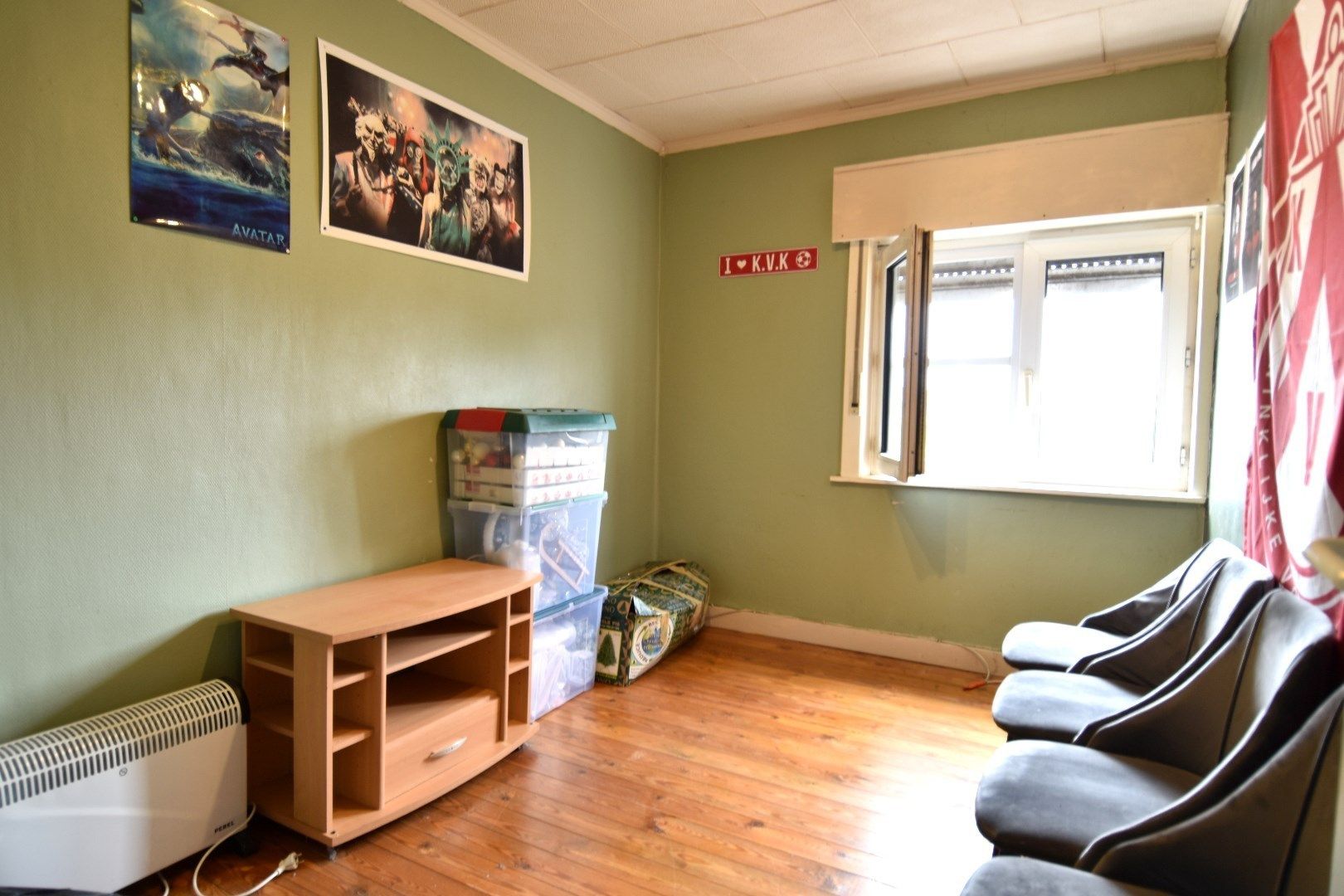 Halfopen bebouwing met 3 slaapkamers, tuin en garage te koop in doodlopende straat te Wevelgem foto 16