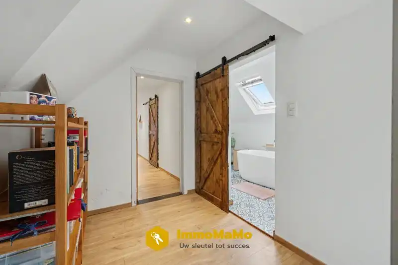 VERKOCHT - VILLA MET 4 SLAAPKAMERS EN TUIN&WEIDE (3314m²) EN 3 PAARDENSTALLEN foto 25