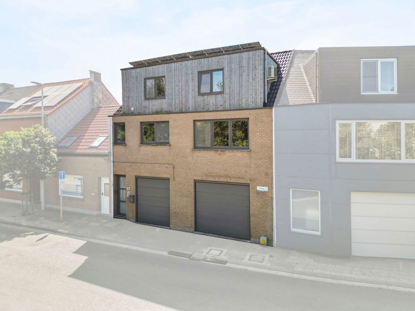 Instapklare woning met ruime garage/opslagplaats in Bredene. foto 12