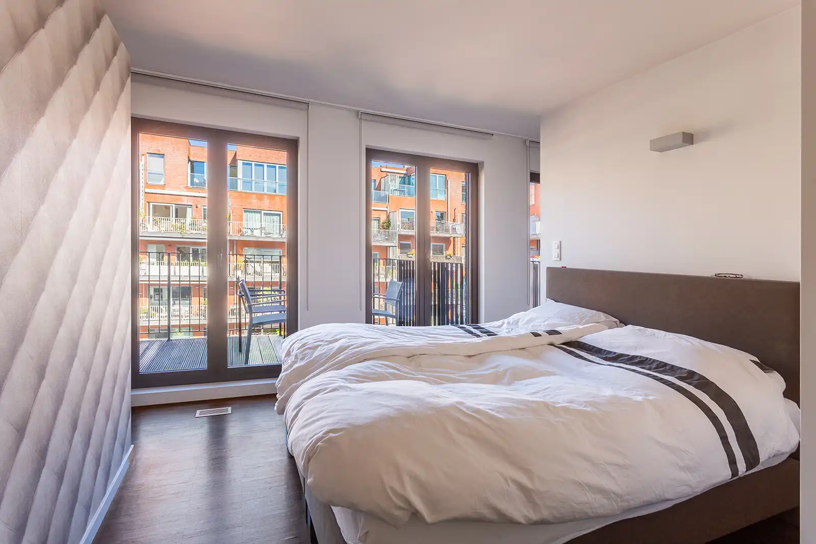 Luxueus en gemeubeld appartement met twee terrassen en parking op het Zuid foto 20