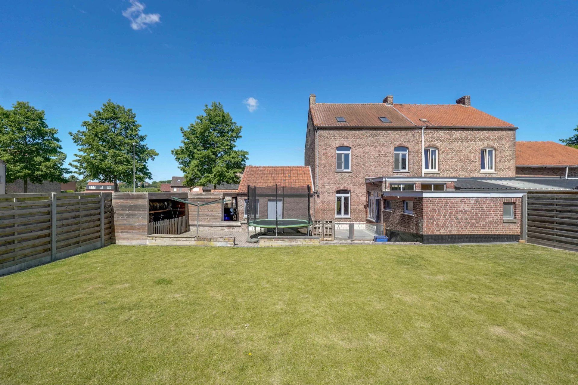 Halfopen bebouwing met 3 slaapkamers, tuin en garage in Velm foto 22