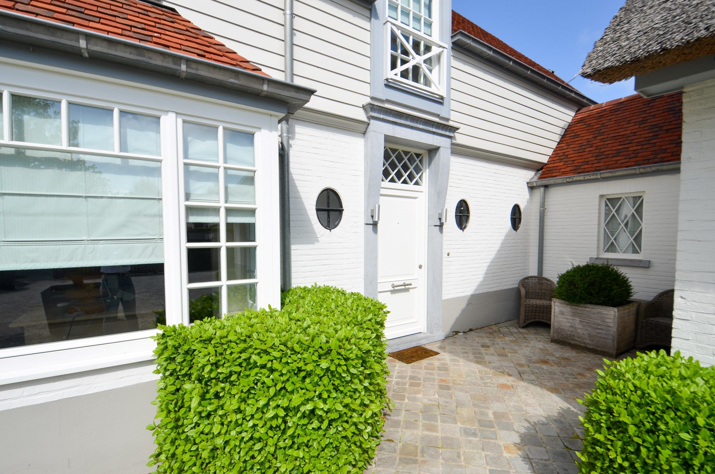 Charmante villa gelegen in een rustige residentiele wijk. foto 4