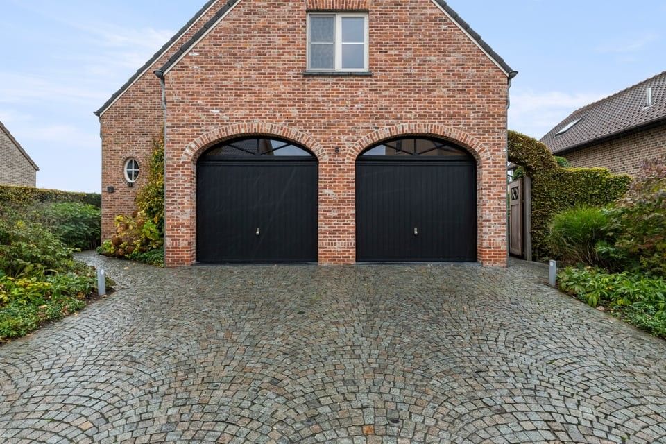 PRACHTIGE PASTORIJWONING MET DUBBELE GARAGE IN SINT-TRUIDEN foto 53