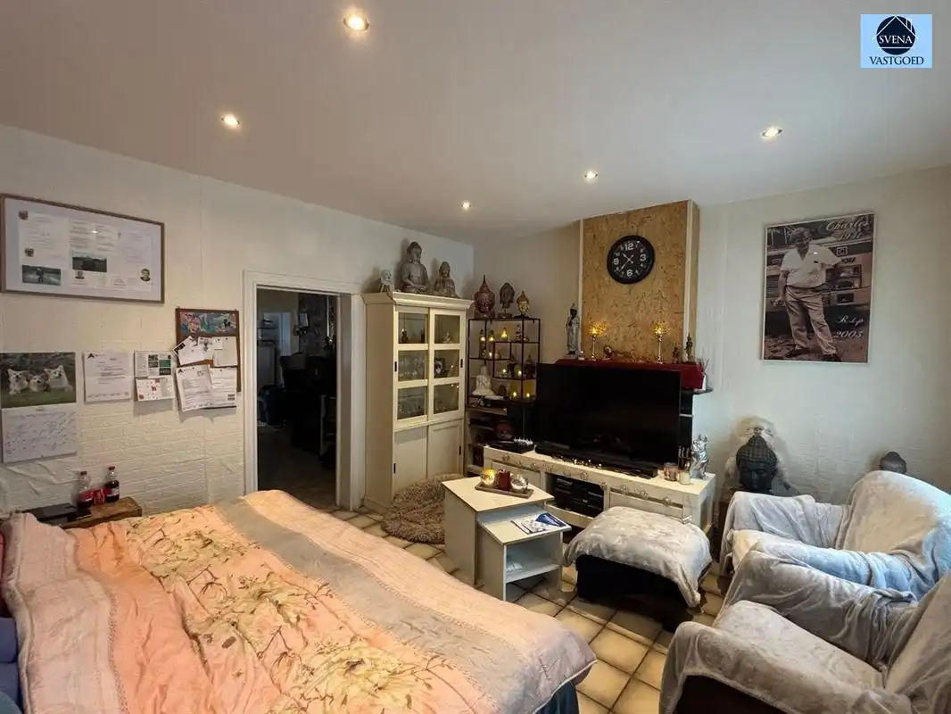 Hoofdfoto van de publicatie: OP TE FRISSEN WONING MET 2 KAMERS